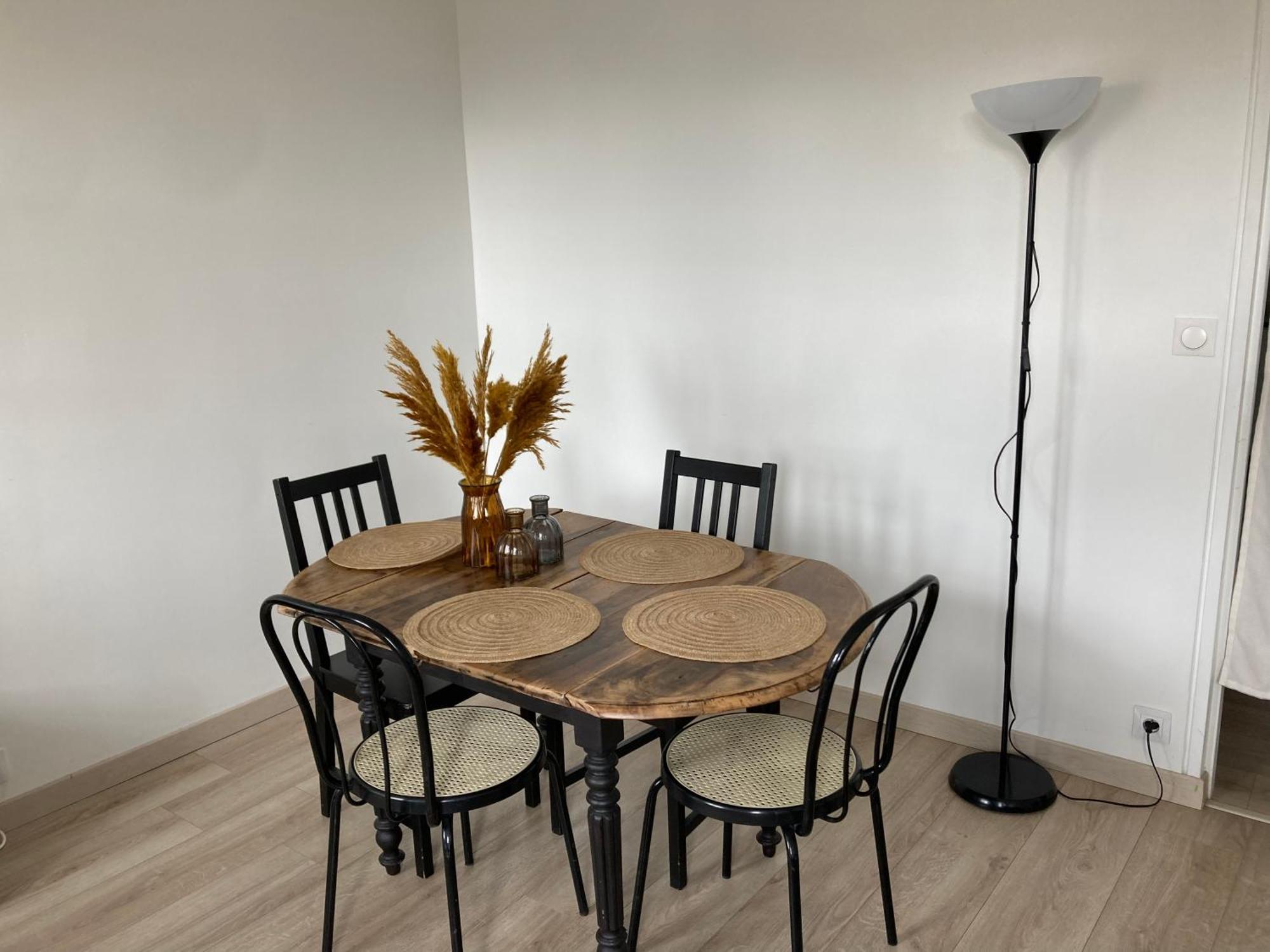 T3 De 55M2 Au Centre De Chartres Avec Parking Apartment Exterior foto